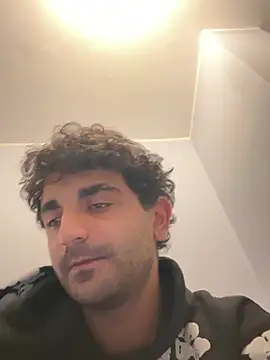 Snapshot of elia2711 chatting on February 2026 07:02:02 PM elia2711 online show from February 2026 07:02:02 PM