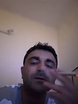 elia2711 online show from March 2026 11:43:01 PM