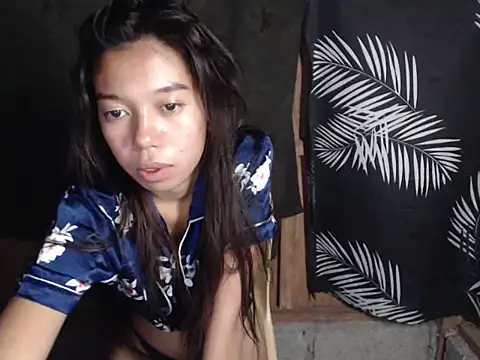 urgirlyflor online show from April 2026 11:37:01 AM