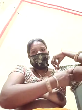 Snapshot of Kirti_sacsena chatting on March 2026 10:37:01 PM Kirti sacsena online show from March 2026 10:37:01 PM