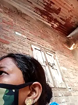 Snapshot of Kirti_sacsena chatting on April 2026 01:36:01 AM Kirti sacsena online show from April 2026 01:36:01 AM