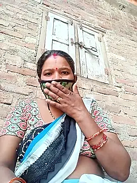 Snapshot of Kirti_sacsena chatting on April 2026 09:10:01 AM Kirti sacsena online show from April 2026 09:10:01 AM