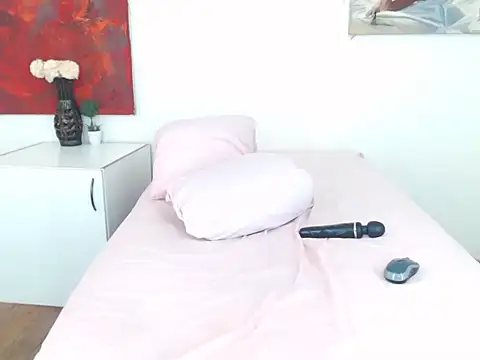 Snapshot of DARKBEAUTY20 chatting on February 2026 02:47:01 PM DARKBEAUTY20 online show from February 2026 02:47:01 PM