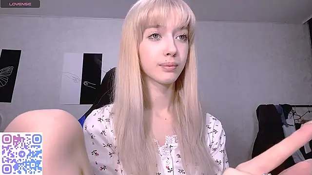 TaliCaan online show from April 2026 12:15:02 PM