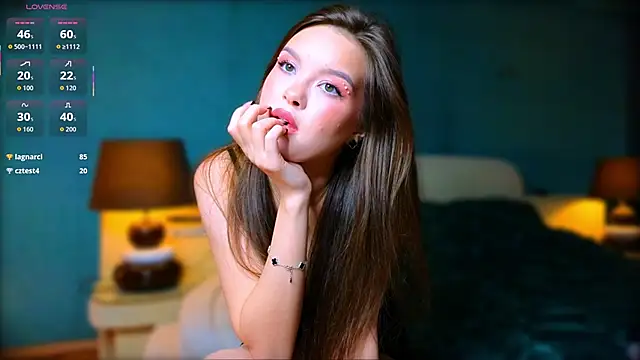 littlejoyss online show from March 2026 05:18:02 PM