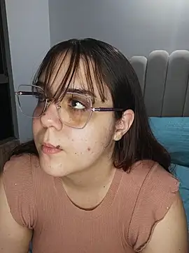 its lauu  online show from February 2026 05:19:01 AM