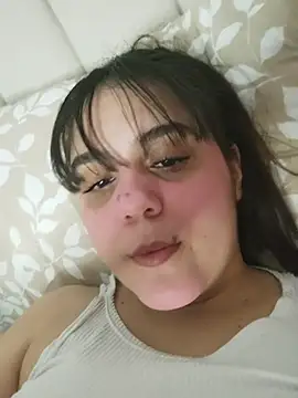 Snapshot of its_lauu_ chatting on July 2026 05:34:01 AM its lauu online show from July 2026 05:34:01 AM