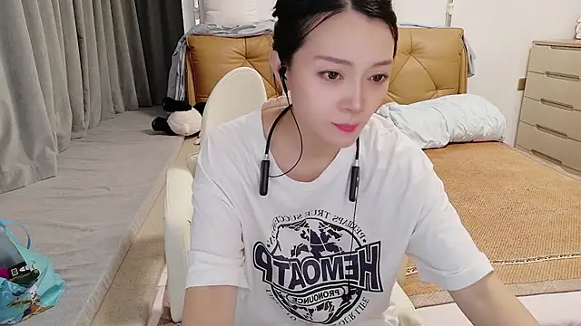 Snapshot of xiaojie_jie chatting on July 2026 04:46:02 PM xiaojie jie online show from July 2026 04:46:02 PM