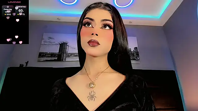 CuteMiaaa online show from April 2026 09:38:02 PM