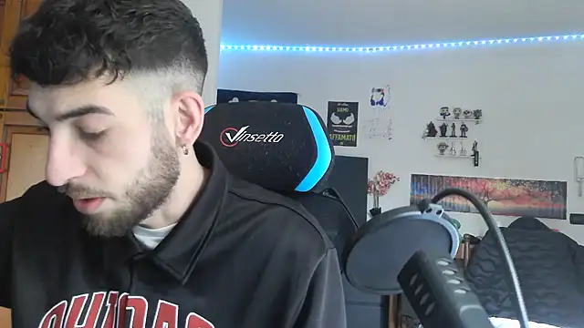 Snapshot of maestroboris95 chatting on February 2026 12:52:01 PM maestroboris95 online show from February 2026 12:52:01 PM