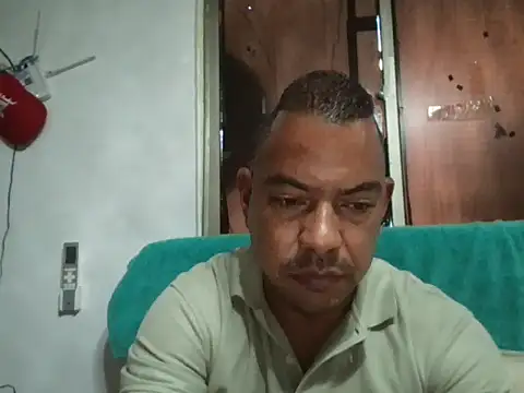 Quillero18 online show from February 2026 03:20:01 PM