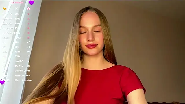 Snapshot of Viktoria_Vibes chatting on June 2026 05:23:01 PM Viktoria Vibes online show from June 2026 05:23:01 PM