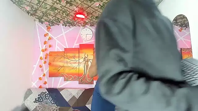 Snapshot of Lizeth_hot2002 chatting on February 2026 01:46:02 AM Lizeth hot2002 online show from February 2026 01:46:02 AM