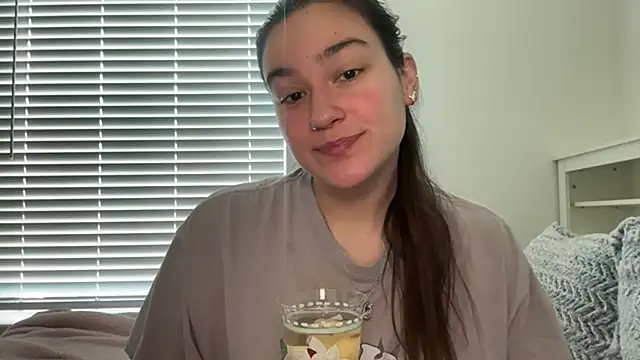 Snapshot of anitayurmoniii chatting on July 2026 08:11:02 PM anitayurmoniii online show from July 2026 08:11:02 PM
