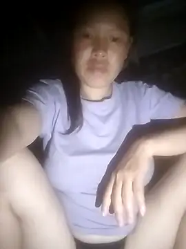 Snapshot of Yang-my- chatting on May 2026 09:43:01 PM Yang-my- online show from May 2026 09:43:01 PM