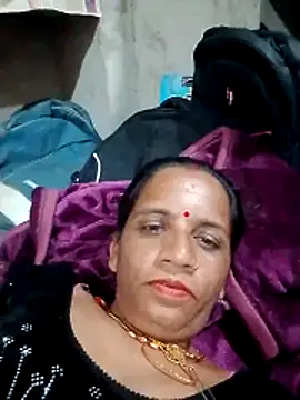 Snapshot of Anitarakkoli chatting on May 2026 06:57:01 PM Anitarakkoli online show from May 2026 06:57:01 PM