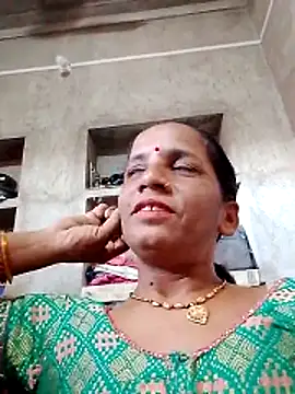 Snapshot of Anitarakkoli chatting on May 2026 04:31:01 AM Anitarakkoli online show from May 2026 04:31:01 AM