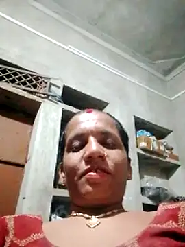 Snapshot of Anitarakkoli chatting on May 2026 04:36:02 PM Anitarakkoli online show from May 2026 04:36:02 PM