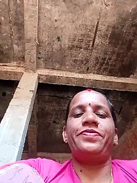 Snapshot of Anitarakkoli chatting on June 2026 06:09:01 AM Anitarakkoli online show from June 2026 06:09:01 AM