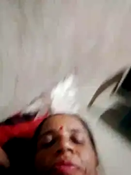 Snapshot of Anitarakkoli chatting on June 2026 06:06:02 PM Anitarakkoli online show from June 2026 06:06:02 PM