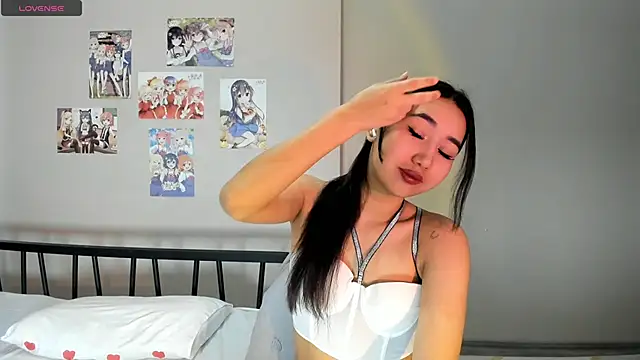 Snapshot of aiko_vex chatting on February 2026 05:19:02 AM aiko vex online show from February 2026 05:19:02 AM