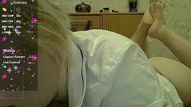 CurvyWild Lady30 online show from March 2026 10:37:01 PM