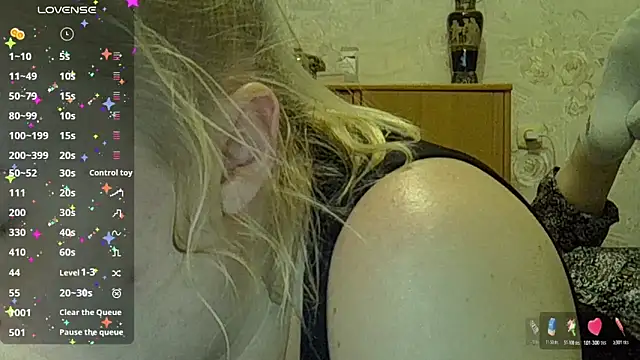 CurvyWild Lady30 online show from March 2026 08:12:01 PM