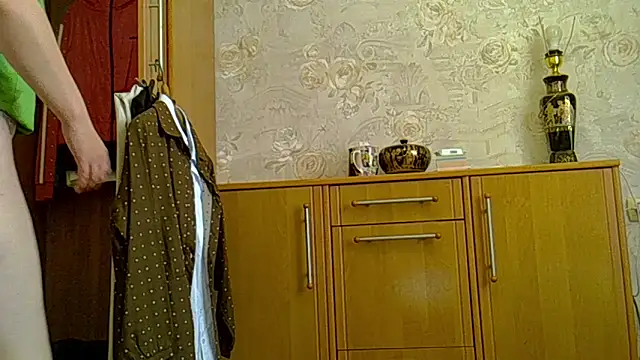 Snapshot of CurvyWild_Lady30 chatting on June 2026 09:51:02 AM CurvyWild Lady30 online show from June 2026 09:51:02 AM