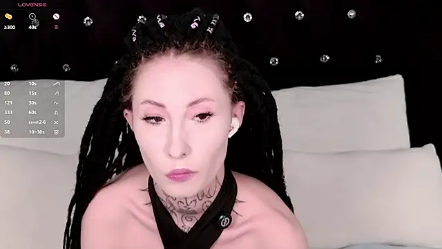 roxy morrison x online show from March 2026 05:38:01 PM