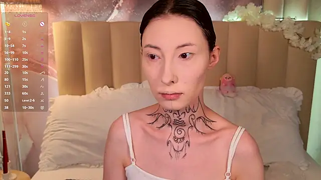 roxy morrison x online show from April 2026 01:21:01 PM