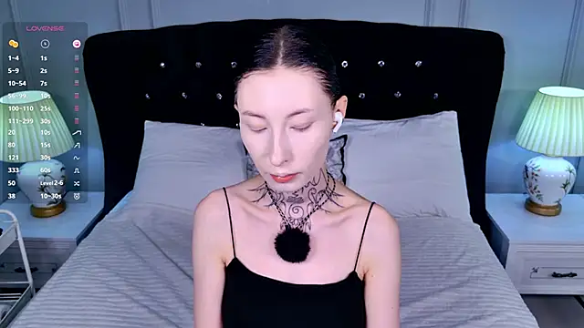 Snapshot of roxy_morrison_x chatting on May 2026 03:45:02 AM roxy morrison x online show from May 2026 03:45:02 AM