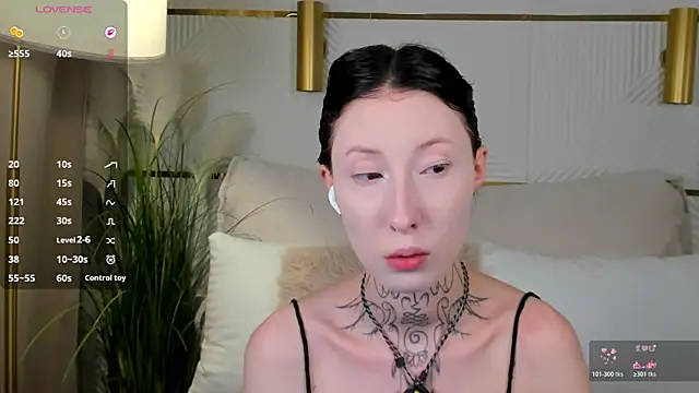 Snapshot of roxy_morrison_x chatting on August 2026 04:00:01 AM roxy morrison x online show from August 2026 04:00:01 AM