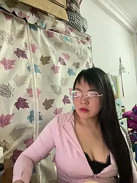 Strawberry-wet online show from March 2026 12:43:01 PM