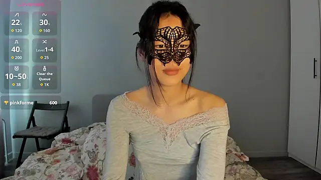 Snapshot of HelenBlazeTrt chatting on June 2026 02:16:02 AM HelenBlazeTrt online show from June 2026 02:16:02 AM