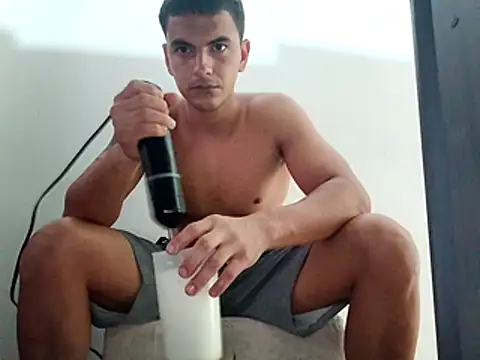 Snapshot of Ironid chatting on February 2026 05:53:01 PM Ironid online show from February 2026 05:53:01 PM