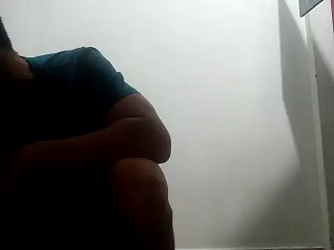 Snapshot of Ironid chatting on March 2026 11:18:01 PM Ironid online show from March 2026 11:18:01 PM