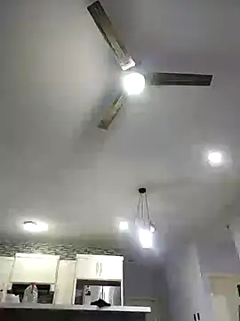 Snapshot of 18lue85 chatting on March 2026 03:07:02 PM 18lue85 online show from March 2026 03:07:02 PM