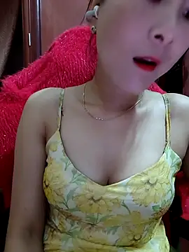 Snapshot of Aly_live chatting on February 2026 05:51:01 AM Aly live online show from February 2026 05:51:01 AM