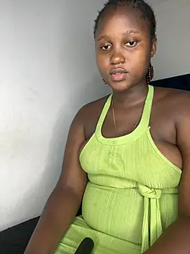 Snapshot of shyNia chatting on February 2026 03:52:02 PM shyNia online show from February 2026 03:52:02 PM