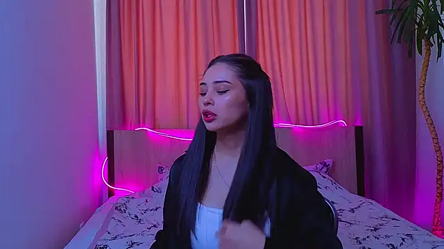 Snapshot of Sofia_Plump chatting on February 2026 09:36:02 AM Sofia Plump online show from February 2026 09:36:02 AM