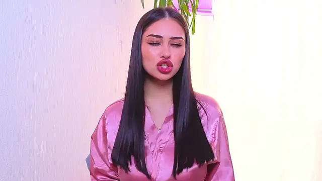 Snapshot of Sofia_Plump chatting on March 2026 09:38:02 AM Sofia Plump online show from March 2026 09:38:02 AM