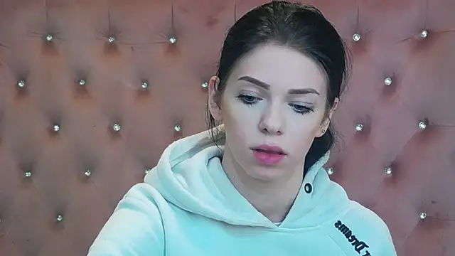 Snapshot of PeachyElla26 chatting on February 2026 10:38:02 AM PeachyElla26 online show from February 2026 10:38:02 AM