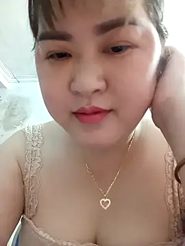 Snapshot of Kee-kimlee chatting on March 2026 06:41:02 AM Kee-kimlee online show from March 2026 06:41:02 AM