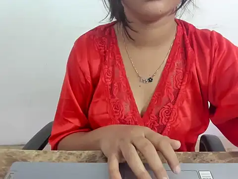 Snapshot of AnshikaBloom98 chatting on March 2026 05:30:01 PM AnshikaBloom98 online show from March 2026 05:30:01 PM