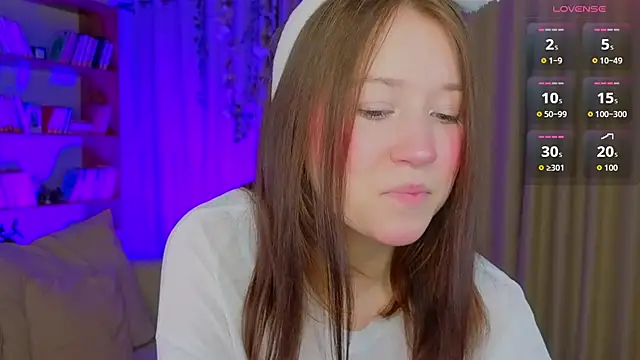 MmollyMay online show from April 2026 09:20:01 AM