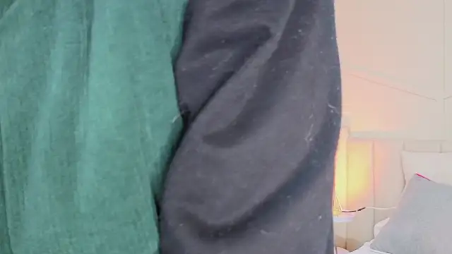 Snapshot of Eyes_moon_ chatting on March 2026 03:23:02 AM Eyes moon online show from March 2026 03:23:02 AM