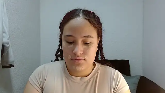 Snapshot of leilanewgirl chatting on February 2026 12:22:02 PM leilanewgirl online show from February 2026 12:22:02 PM