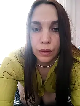 AlisaLowq online show from June 2026 06:32:02 AM