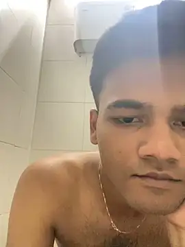 Snapshot of Dazzling_dude chatting on February 2026 06:16:01 PM Dazzling dude online show from February 2026 06:16:01 PM