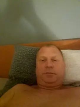 Demik71 online show from March 2026 09:50:01 PM